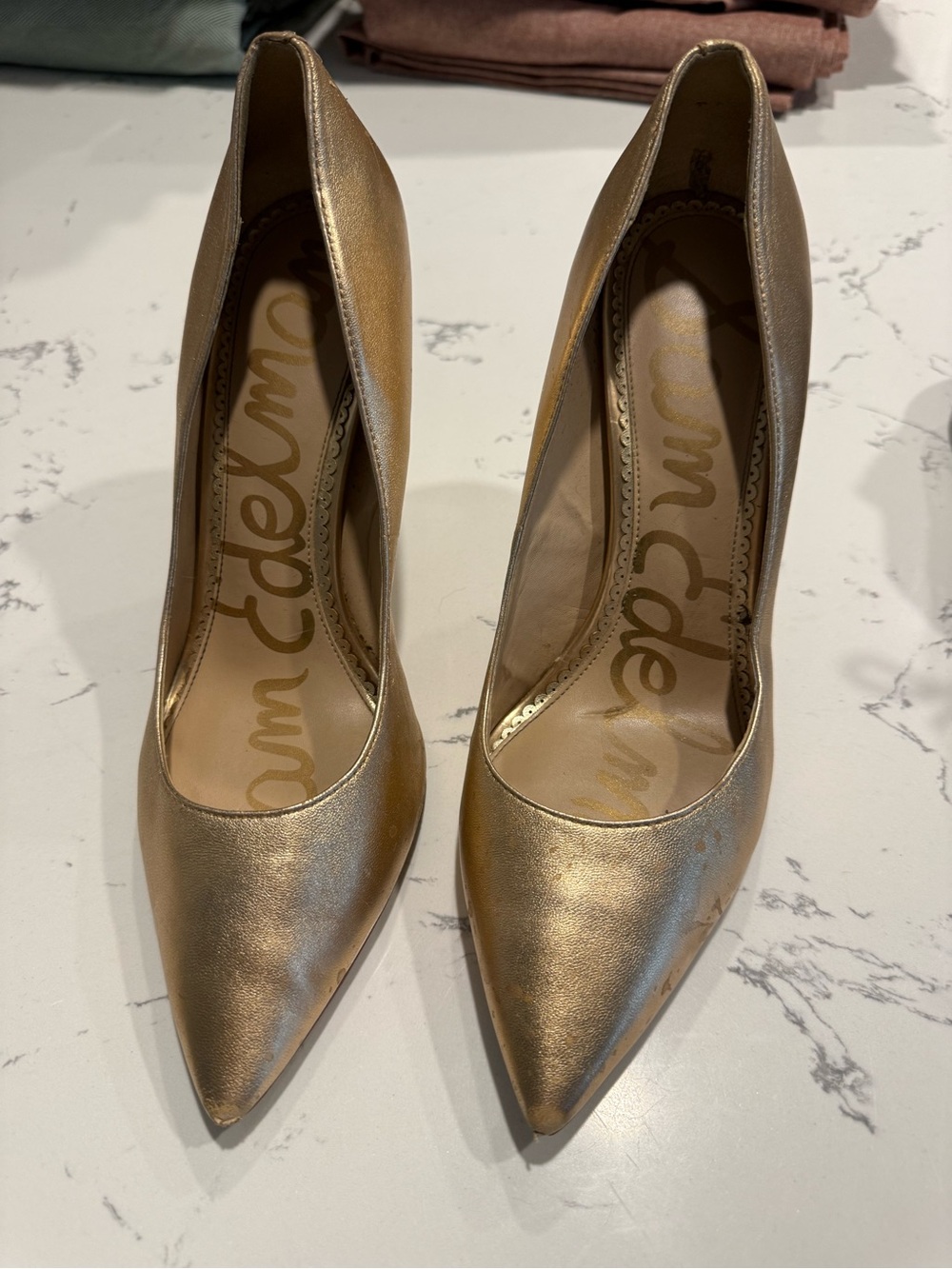 Sam Edelman Gold Pointed Toe Pumps Size 10
